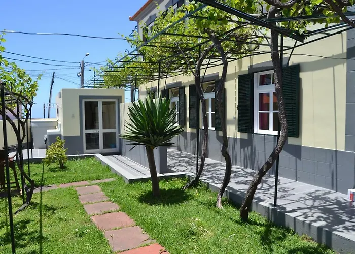 Casal Sao Joao * Ribeira Brava