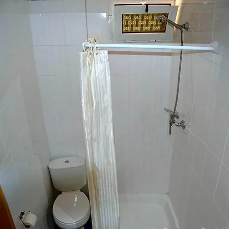 Casal Sao Joao بيت شباب ريبيرا برافا